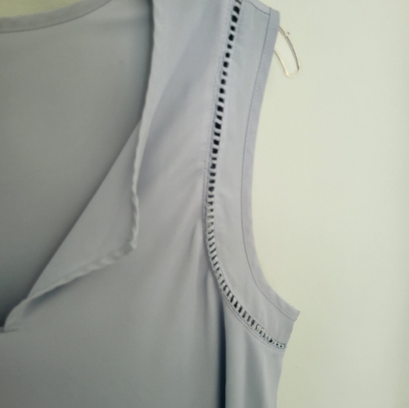 Ann Taylor Split V Neck Perforated Sleeveless Tank Top Layering Blue - Picture 2 of 5